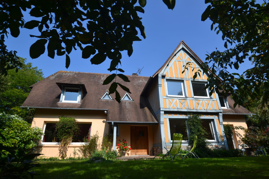 Maison 10 pièces 232 m² · à Cany Barville · 232 m² · 498 750 €